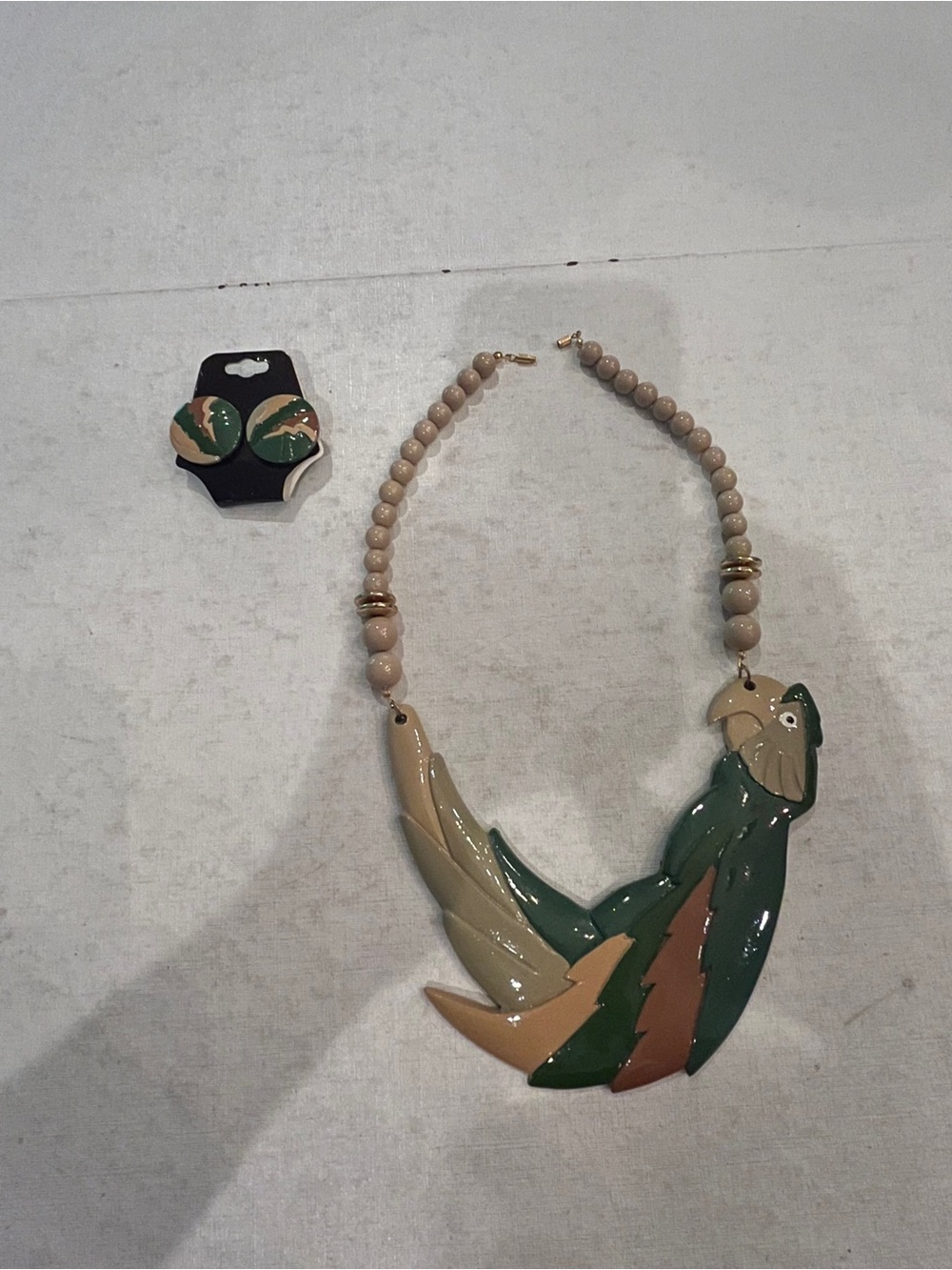 Vintage Green & Beige Parrot beaded bib statement Necklace and Earring Set.